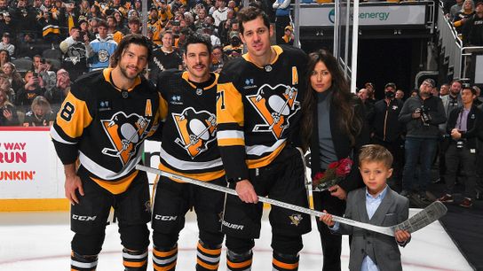 Malkin: 'No words' for emotional ceremony celebrating 1,000th game taken at PPG Paints Arena (Penguins)